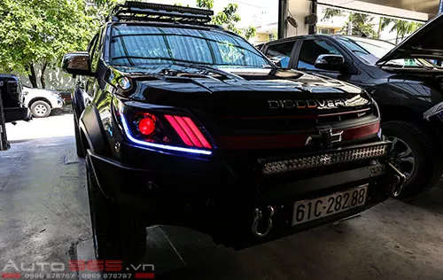 Chevrolet Colorado độ mí led mustang - Mắt quỷ 7 màu